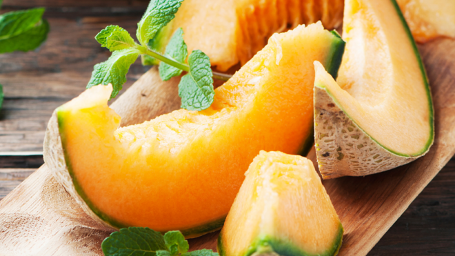 Is Cantaloupe Healthier To Eat Than Watermelon?