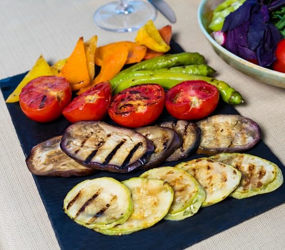 Advantages and Disadvantages of Grilling Vegetables