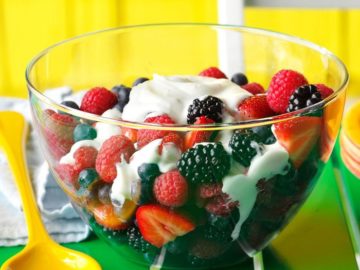 Honey-Yogurt Berry Salad