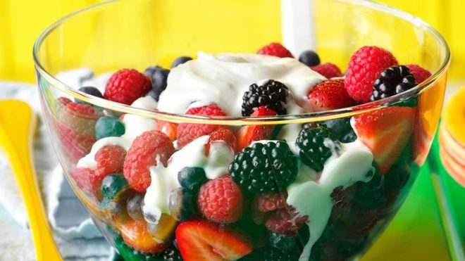 Honey-Yogurt Berry Salad